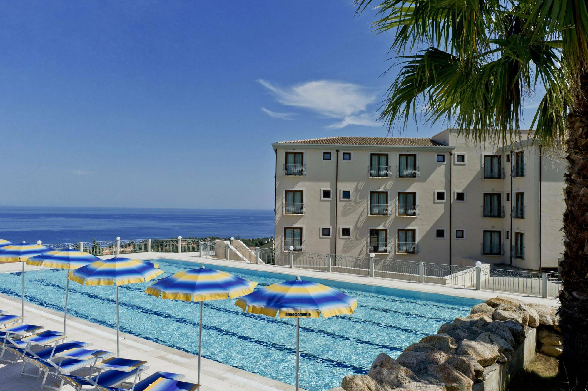 Hotel Brancamaria Cala Gonone Exterior foto